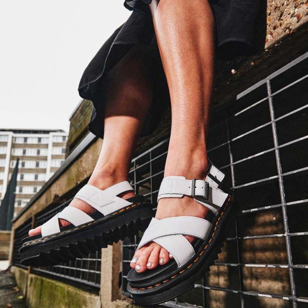 Dr Martens Voss II sandals